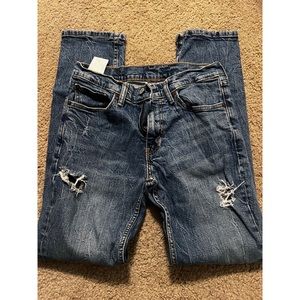 Distressed Levi Jeans